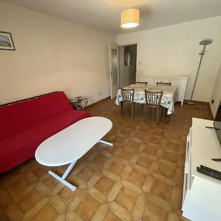 Bord De Plage, Rez De Jardin,5/7 Personnes...wifi * Saint-Elme